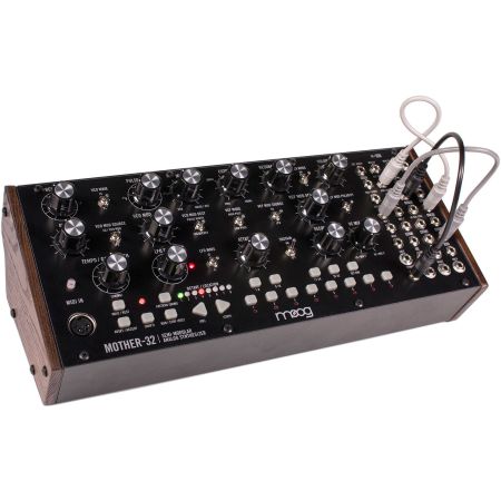 Moog Mother-32 - Semi-Modular Synthesizer - b-stock